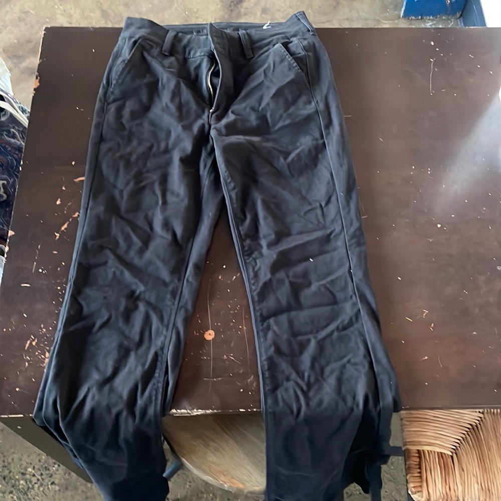 Super stretch American Eagle black slacks